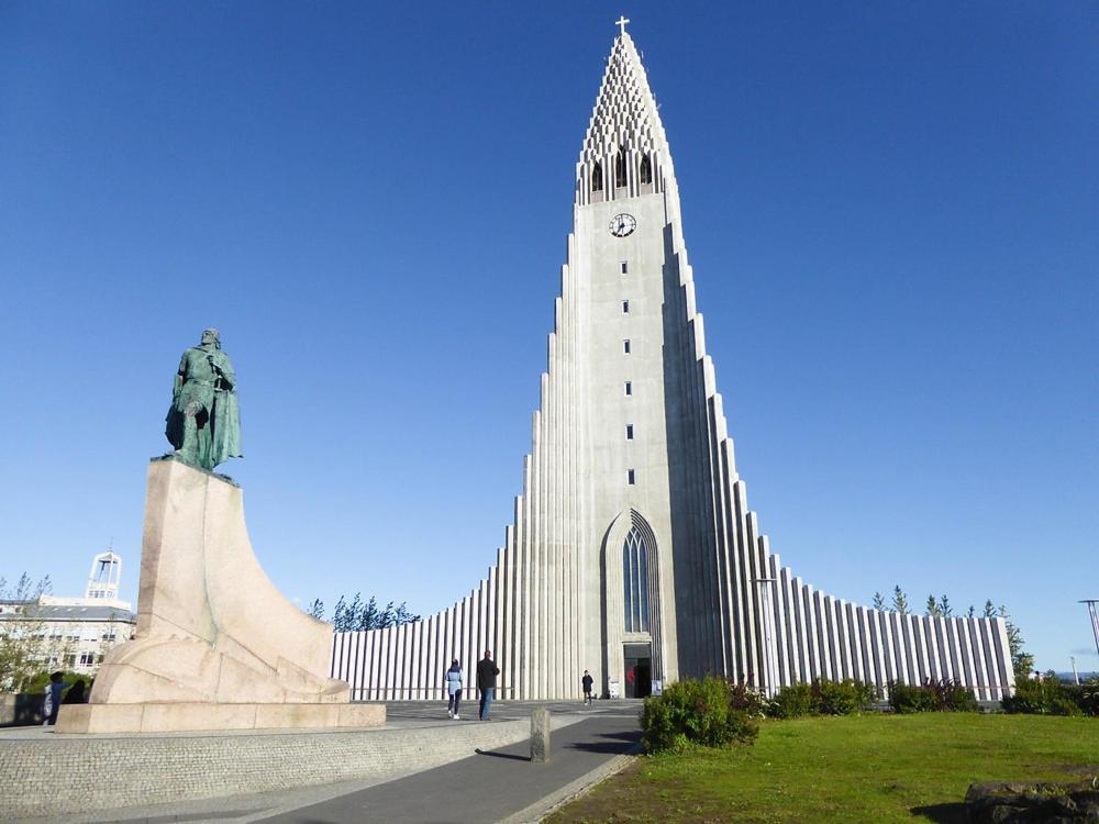 Lundur Apartments - Down Town Reykjavik Exterior photo